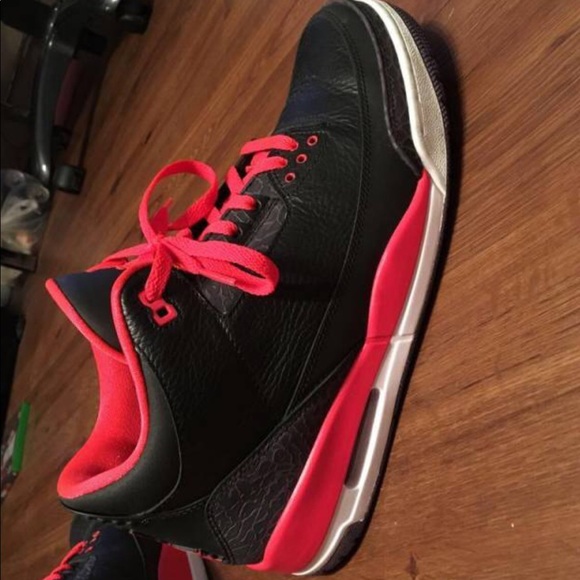 Air Jordan crimson 3s